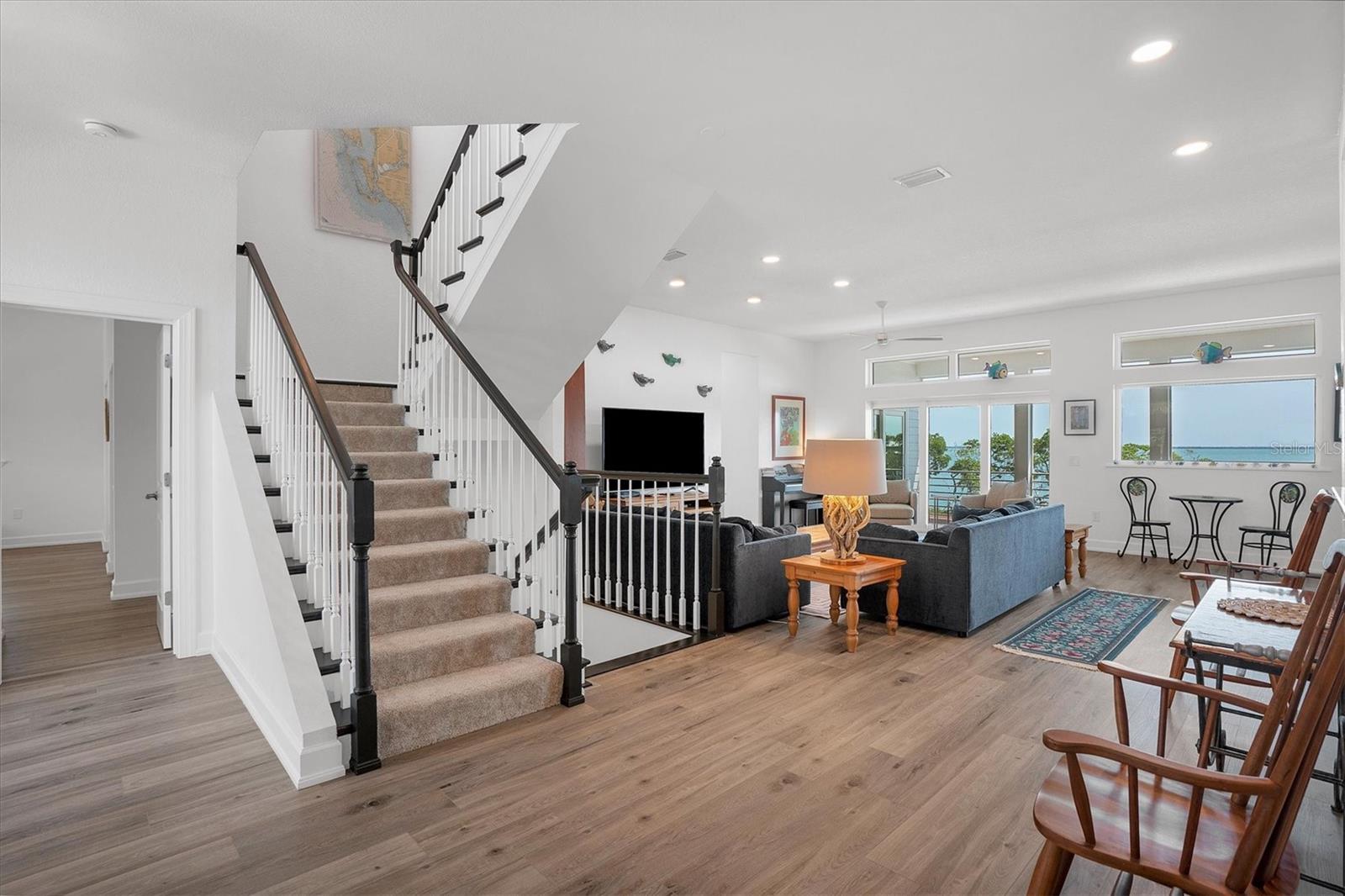 D6148797 Property Photo