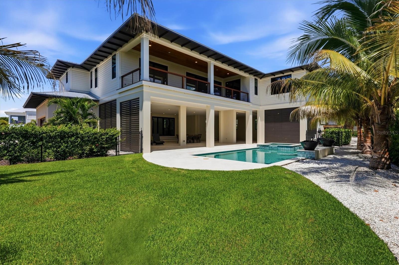 D6148817 Property Photo