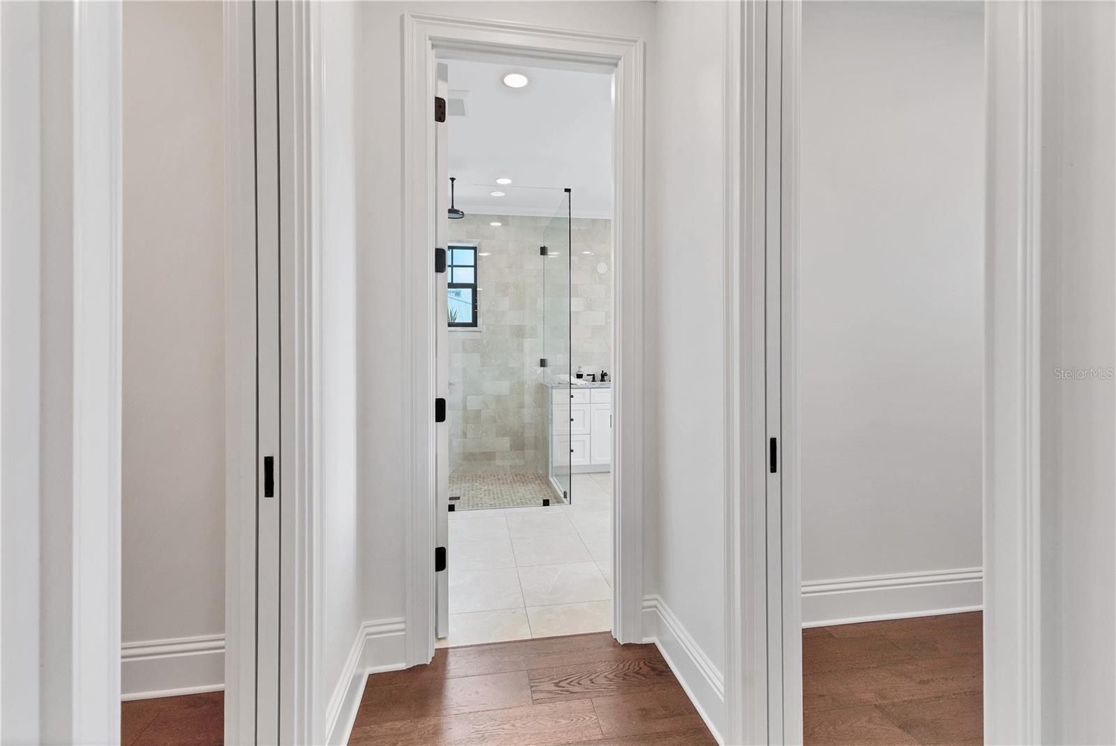 D6148817 Property Photo