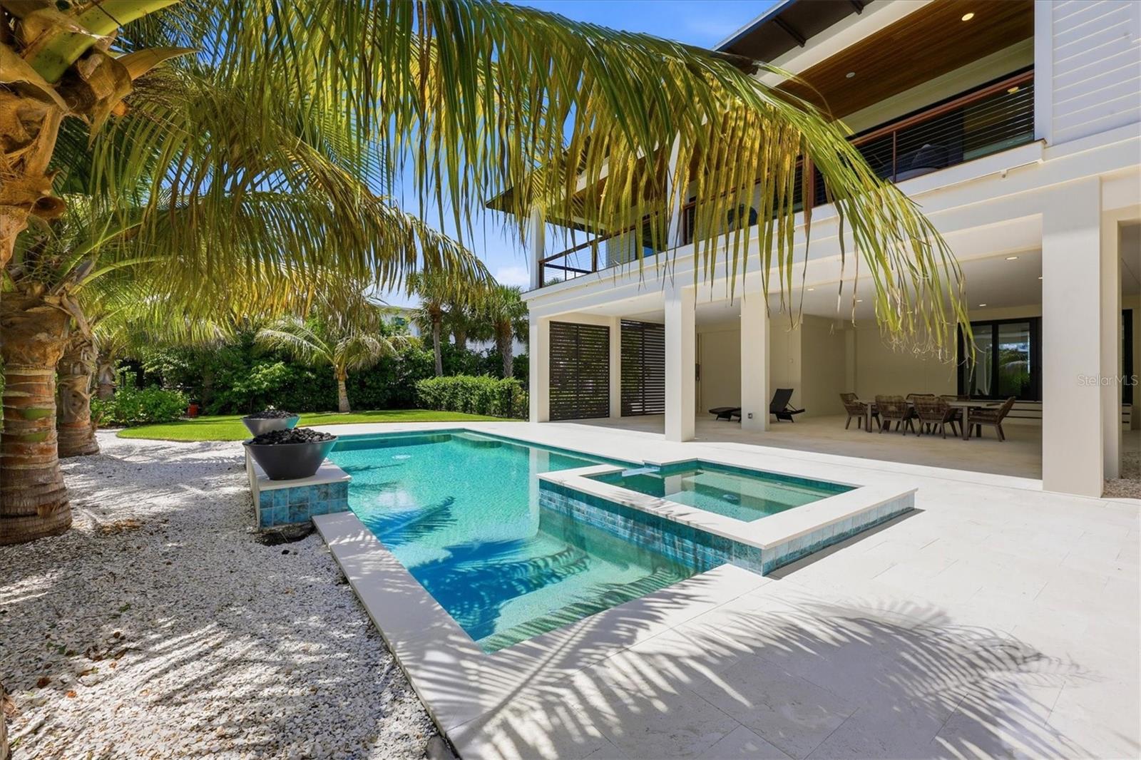 D6148817 Property Photo