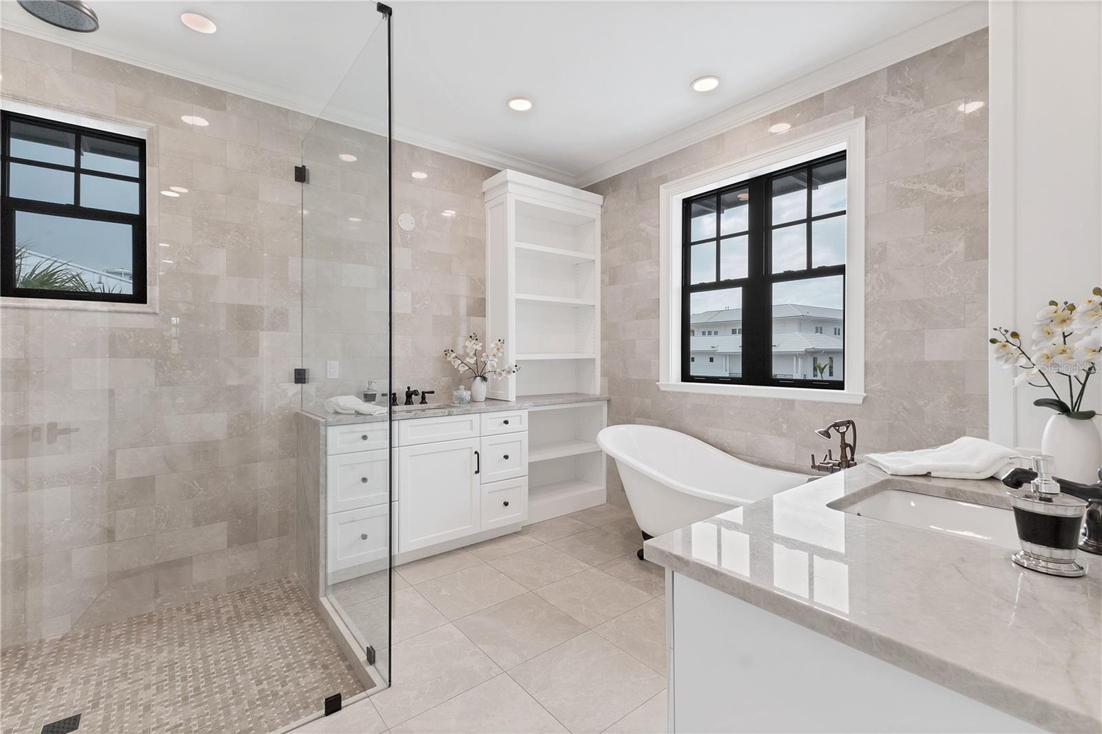 D6148817 Property Photo