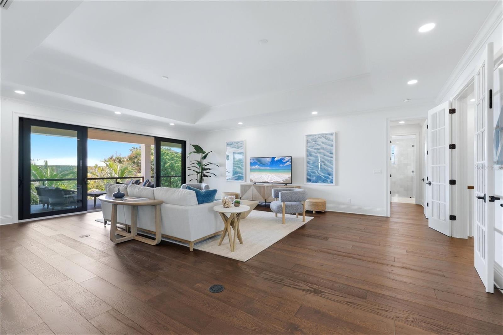 D6148817 Property Photo