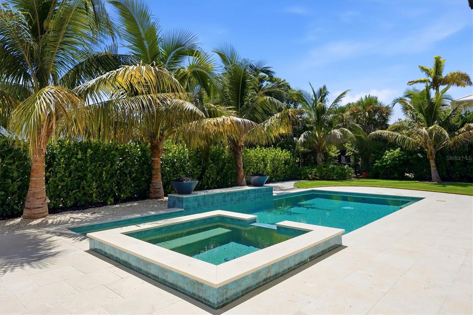 D6148817 Property Photo