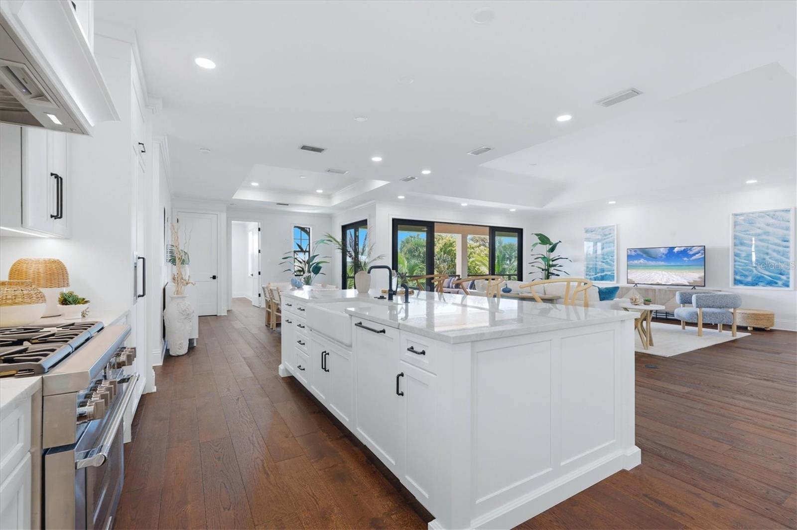 D6148817 Property Photo