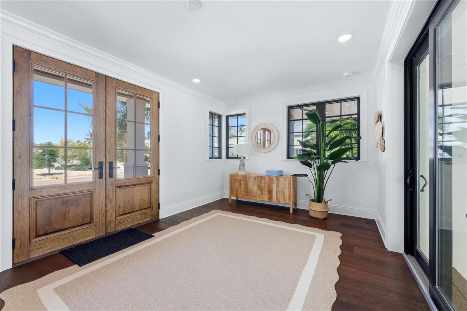 D6148817 Property Photo