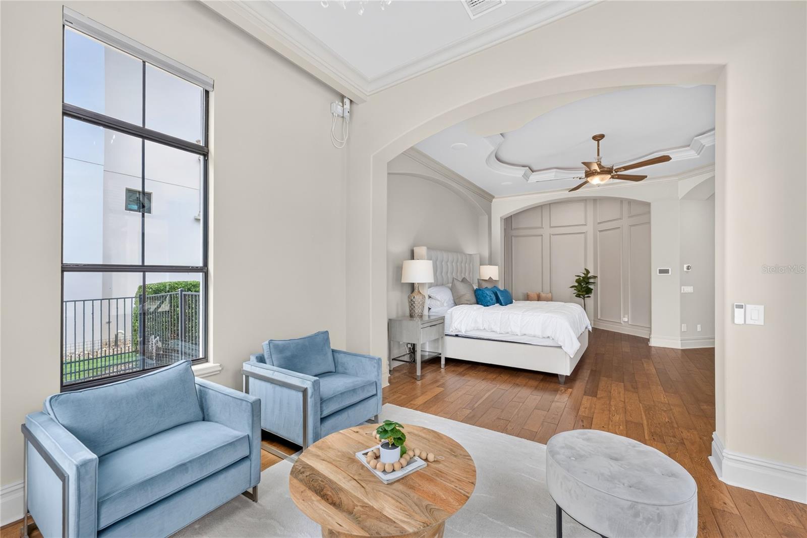 O6443311 Property Photo