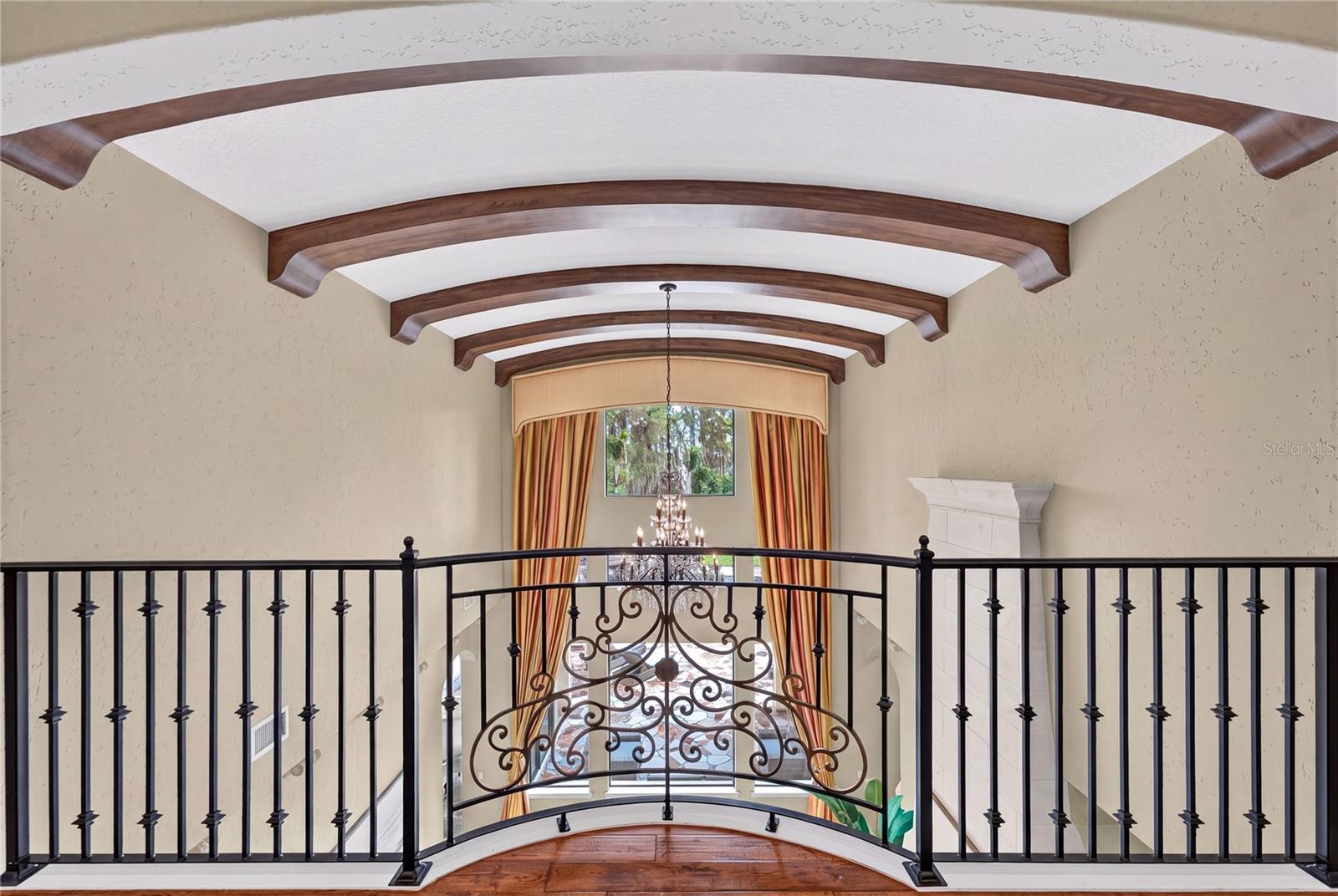O6443311 Property Photo
