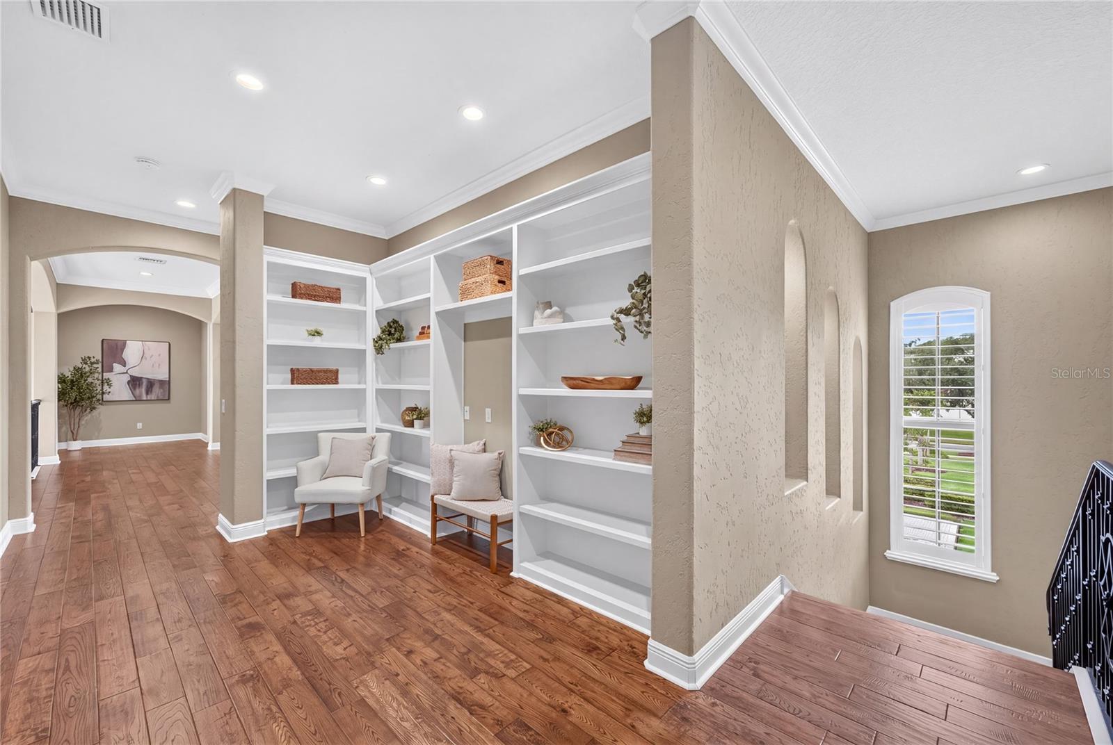 O6443311 Property Photo