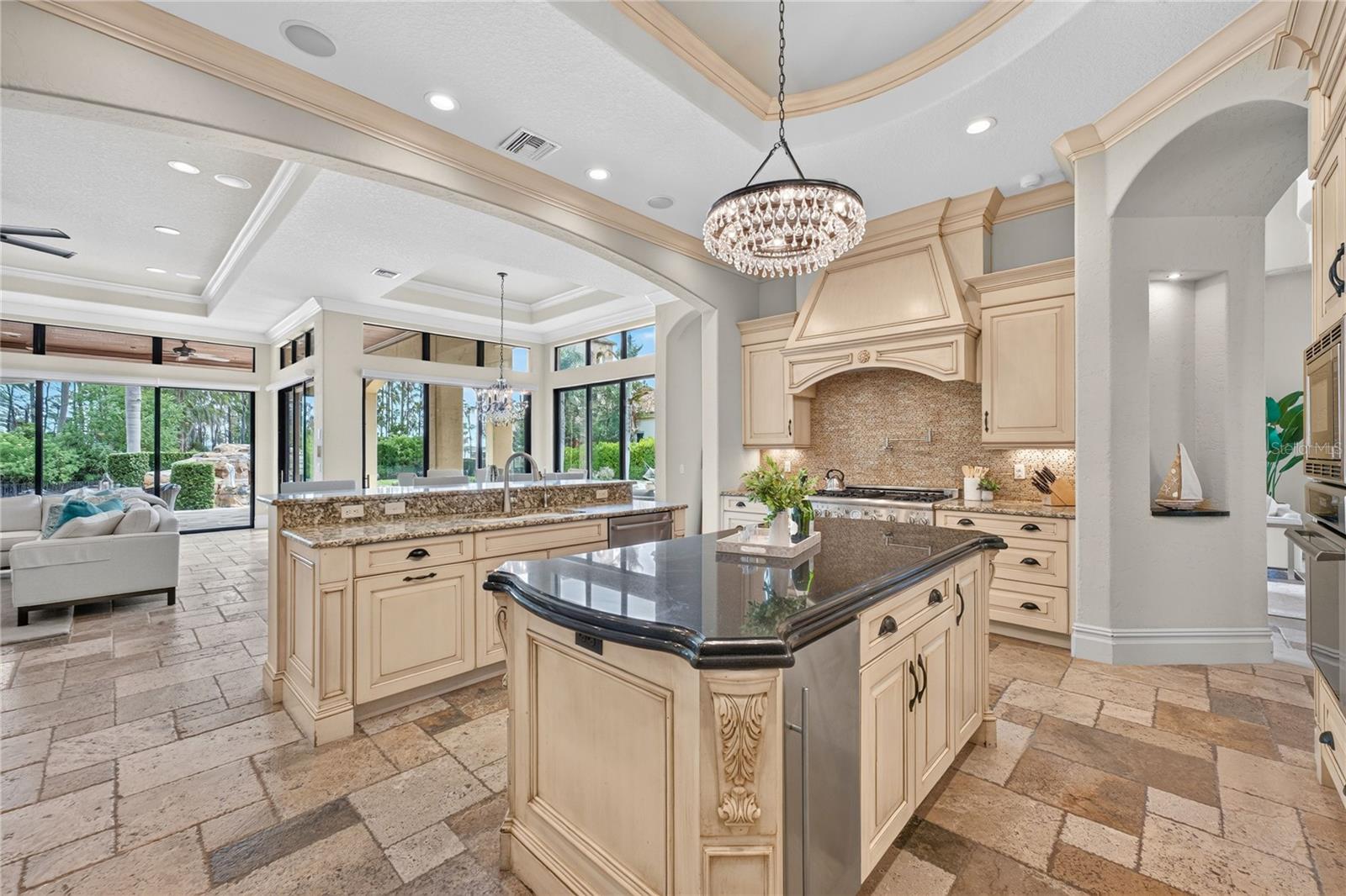 O6443311 Property Photo