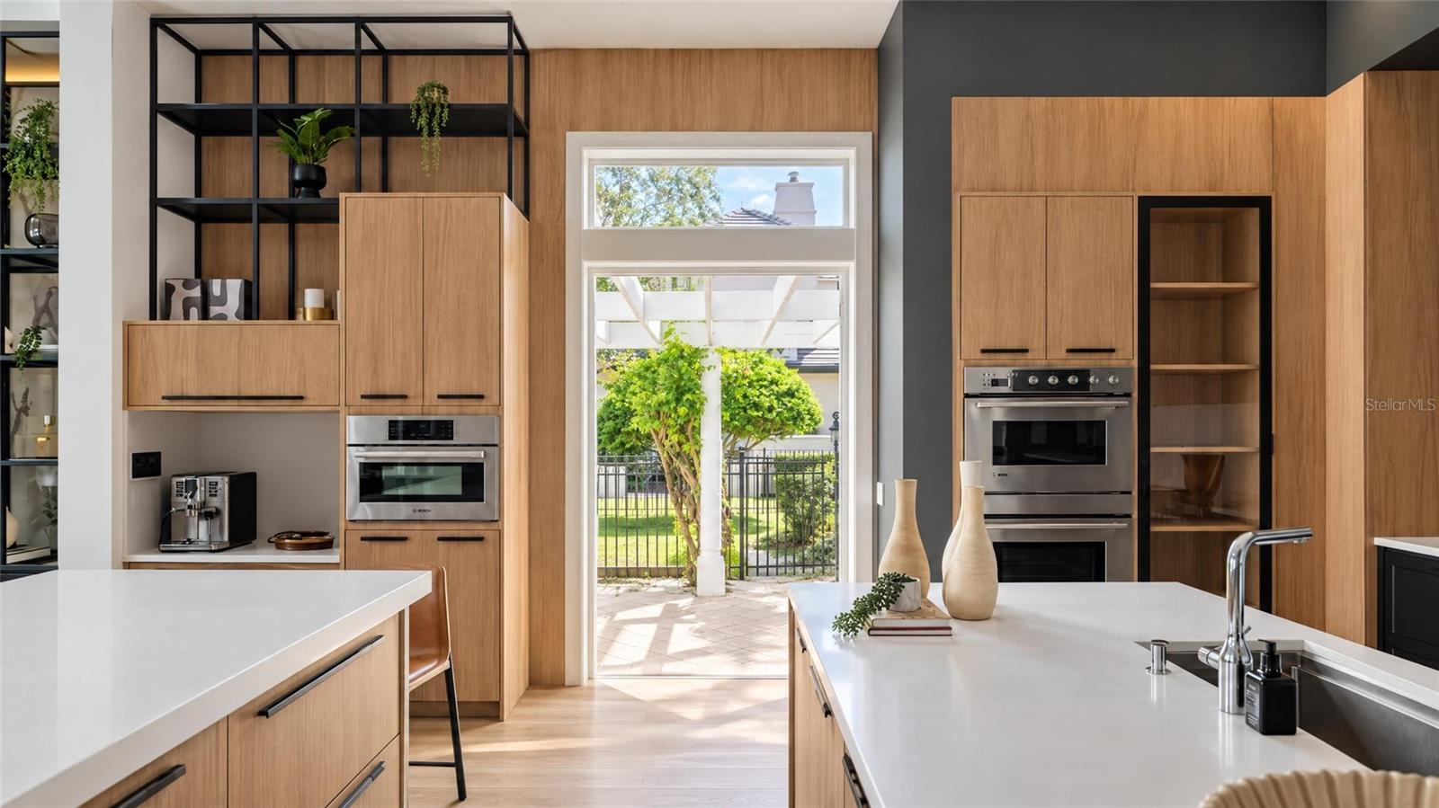 O6443379 Property Photo