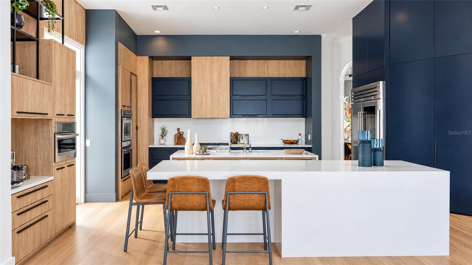 O6443379 Property Photo