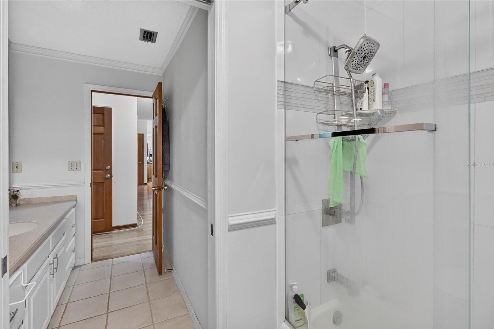 TB8551174 Property Photo