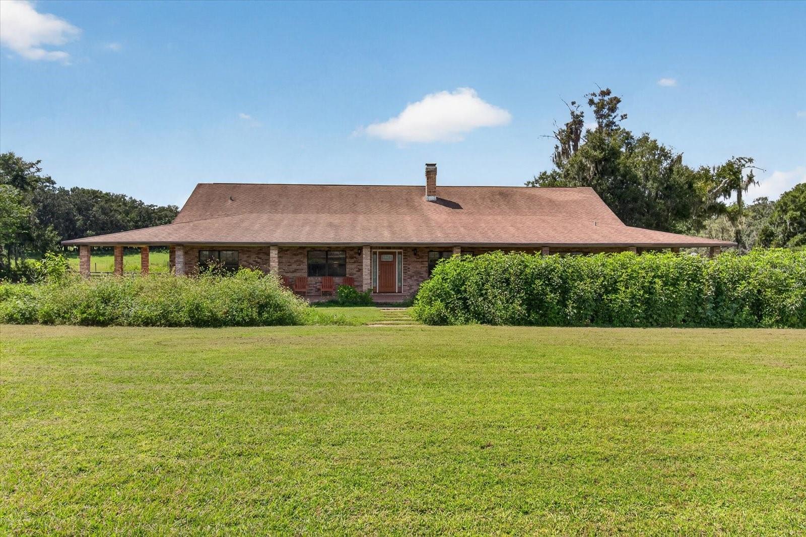 TB8551174 Property Photo