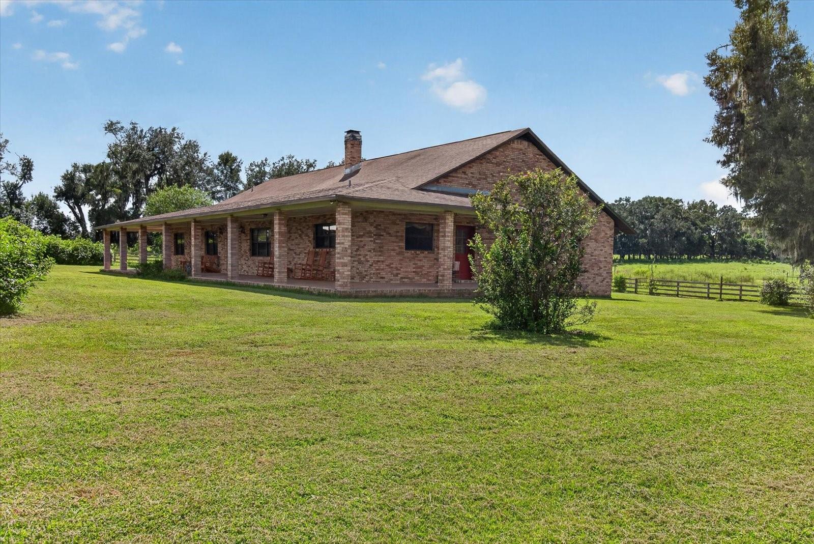 TB8551174 Property Photo