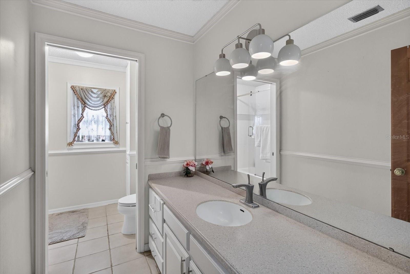 TB8551174 Property Photo