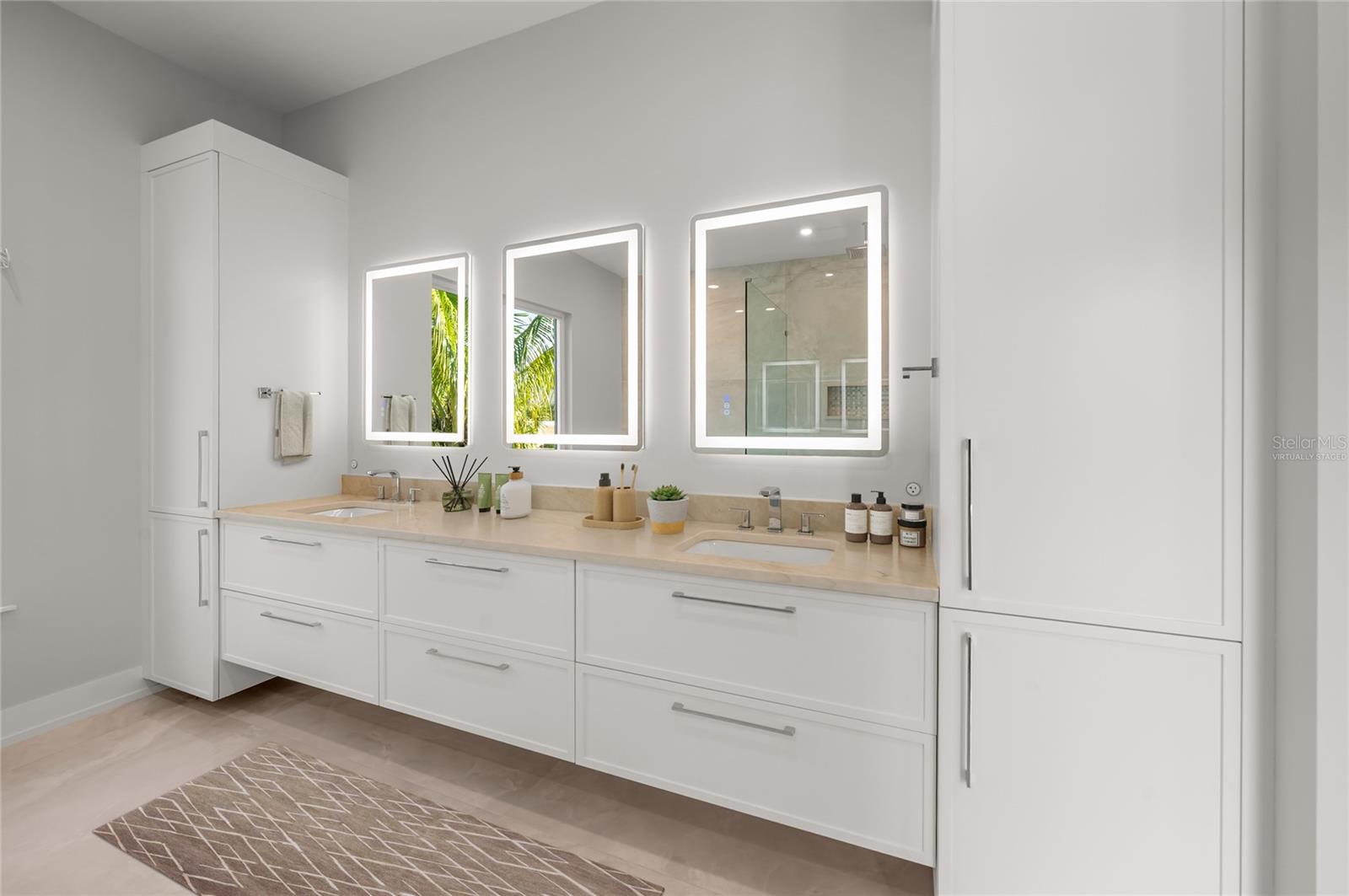 A4707025 Property Photo