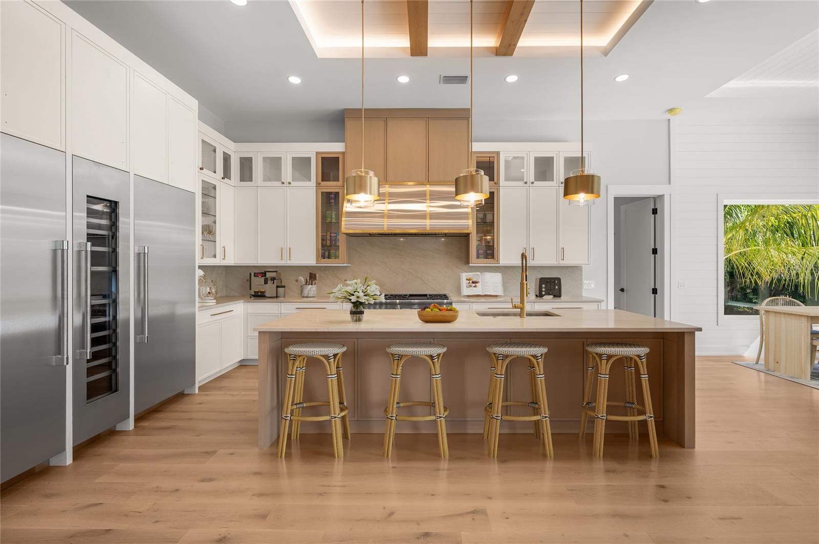 A4707025 Property Photo