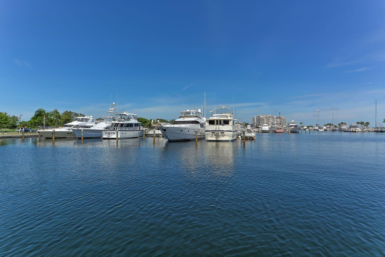 A4707025 Property Photo