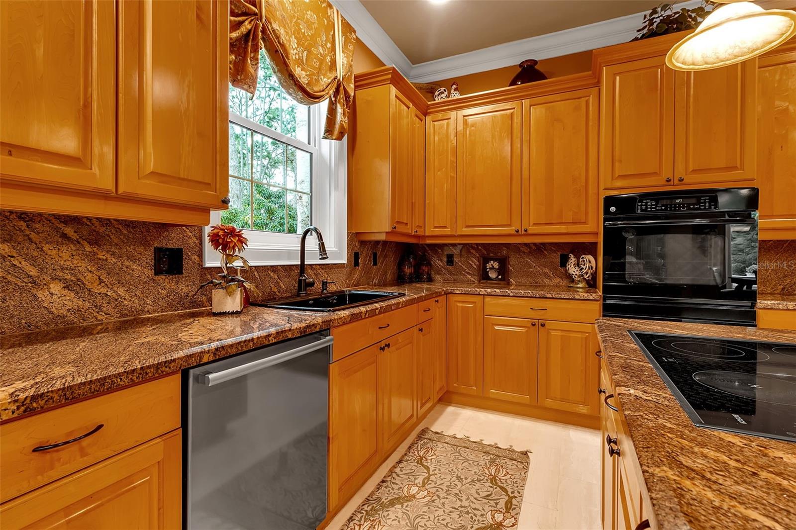 A4707058 Property Photo
