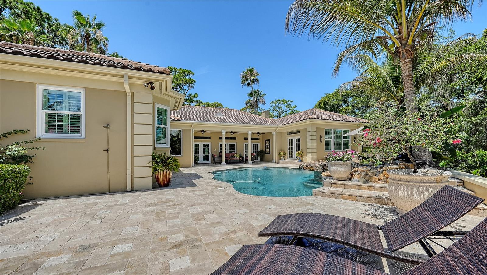 A4707058 Property Photo