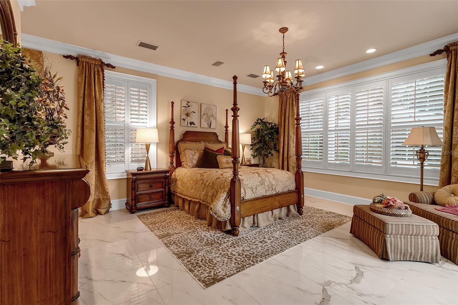 A4707058 Property Photo