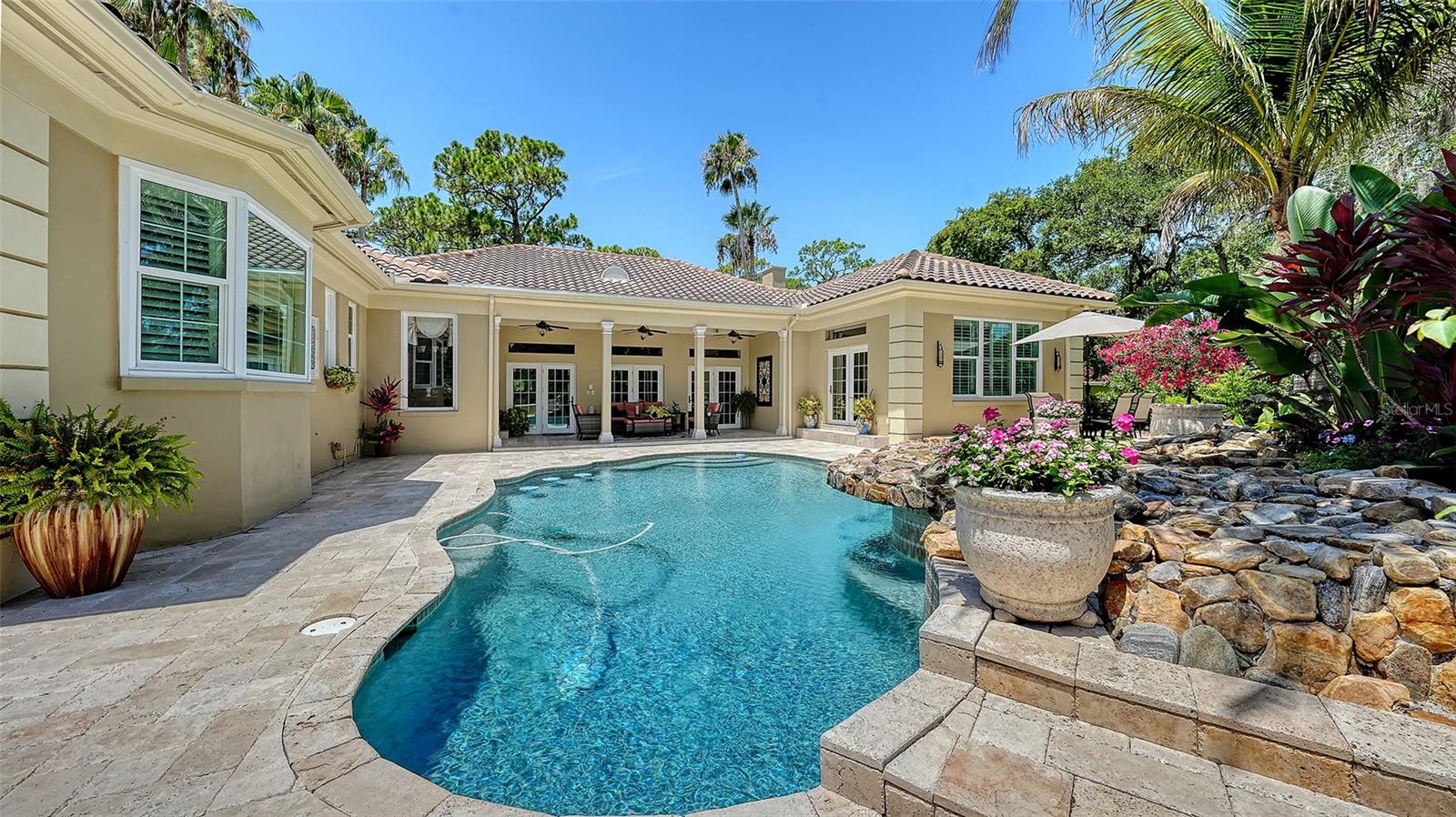 A4707058 Property Photo