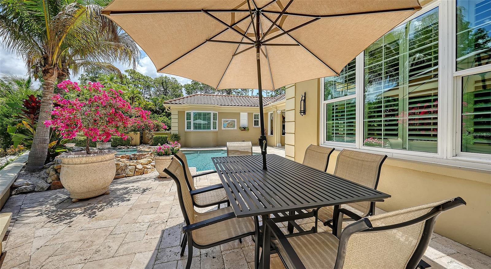 A4707058 Property Photo