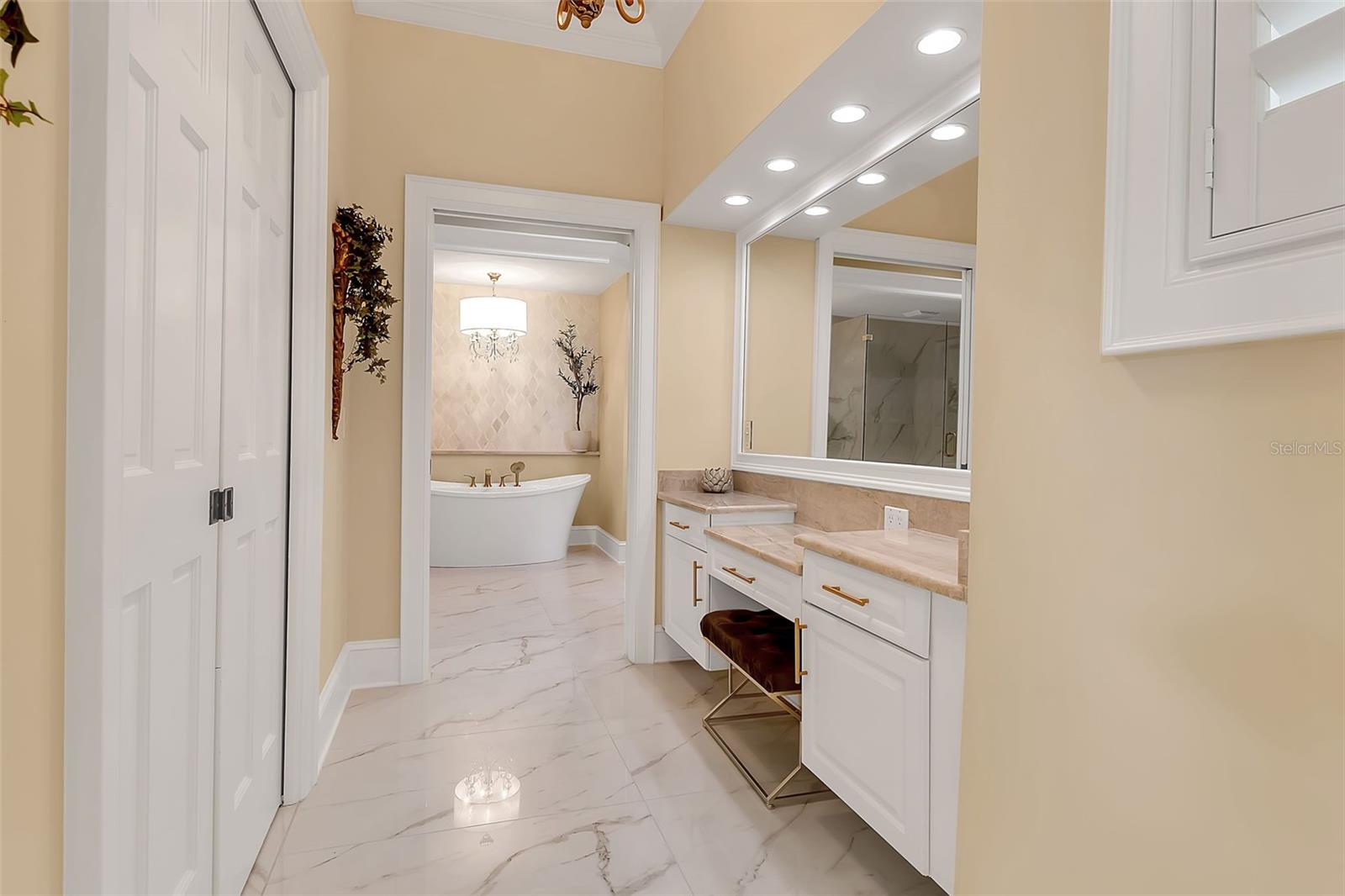 A4707058 Property Photo