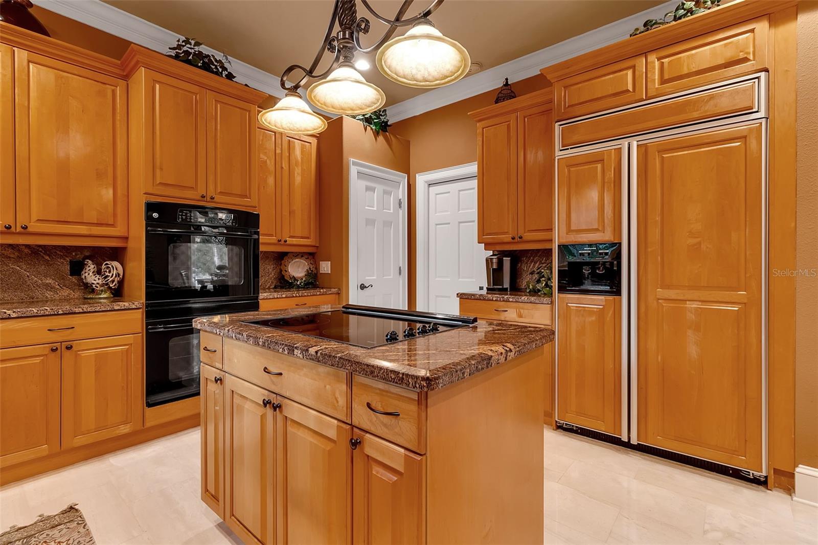 A4707058 Property Photo