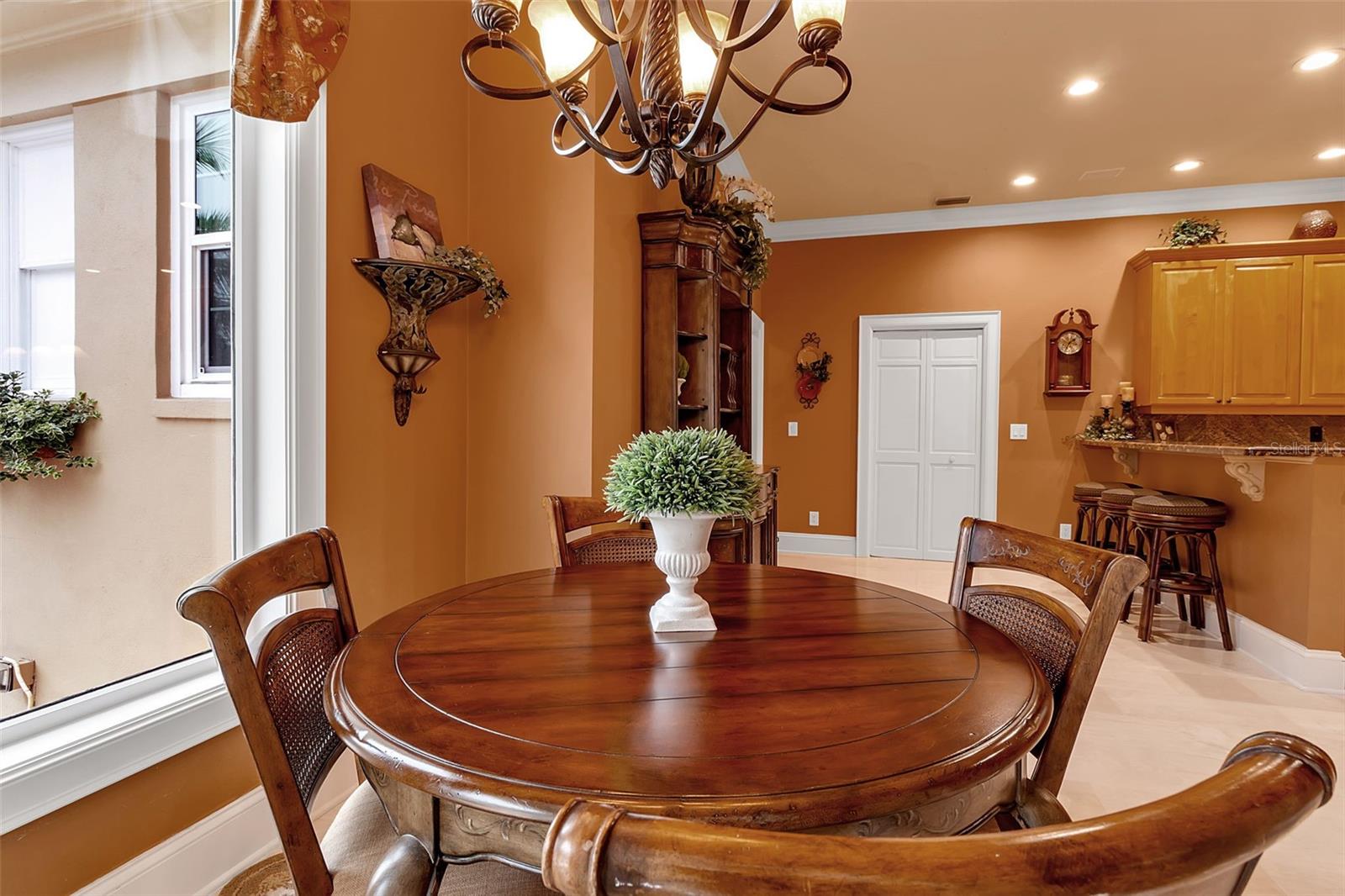 A4707058 Property Photo