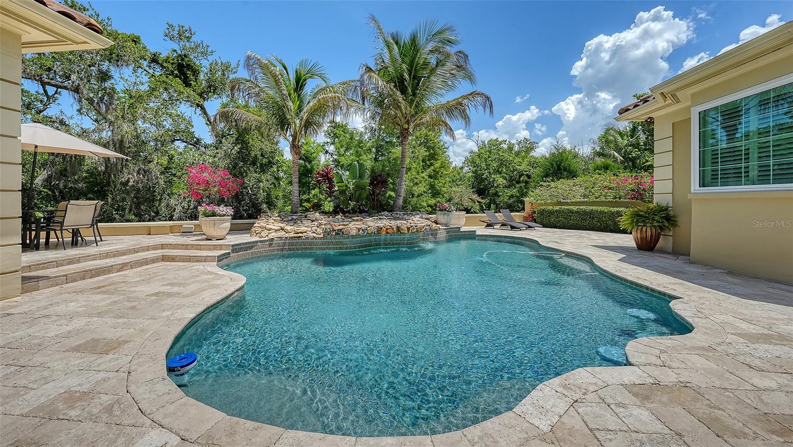 A4707058 Property Photo