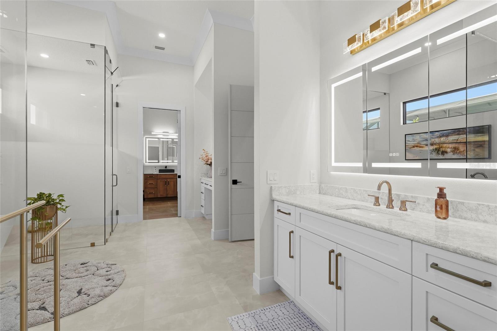 A4707083 Property Photo
