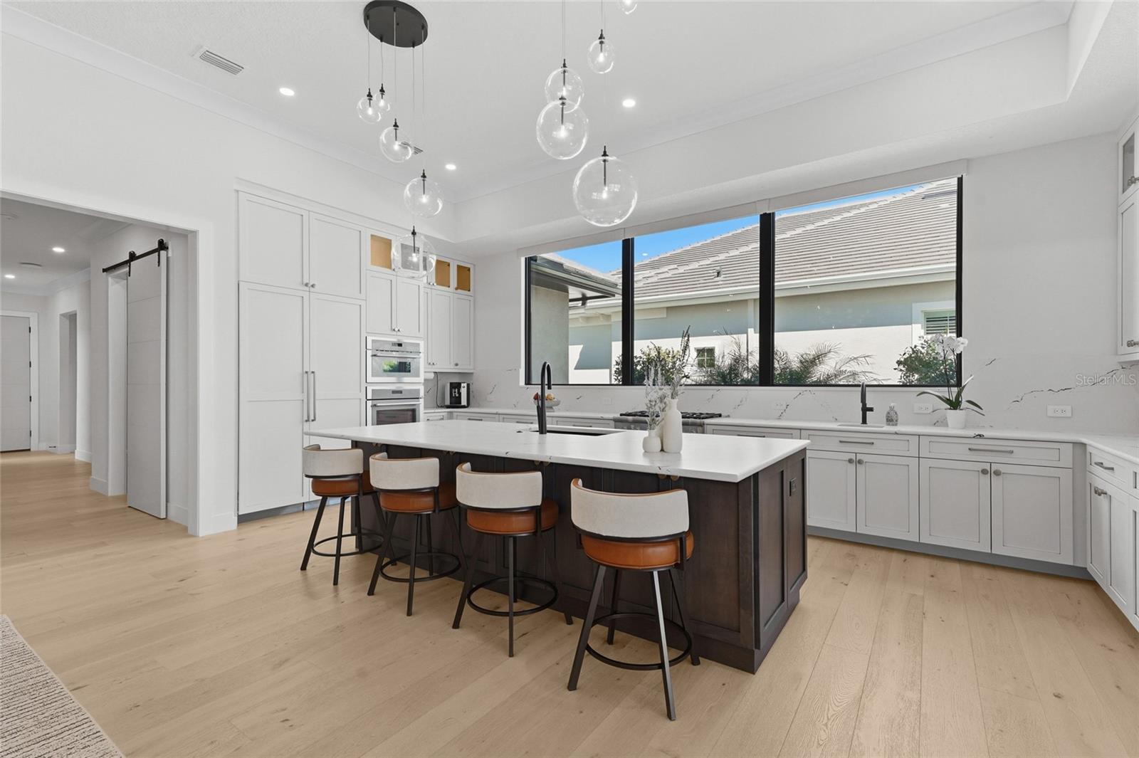 A4707083 Property Photo