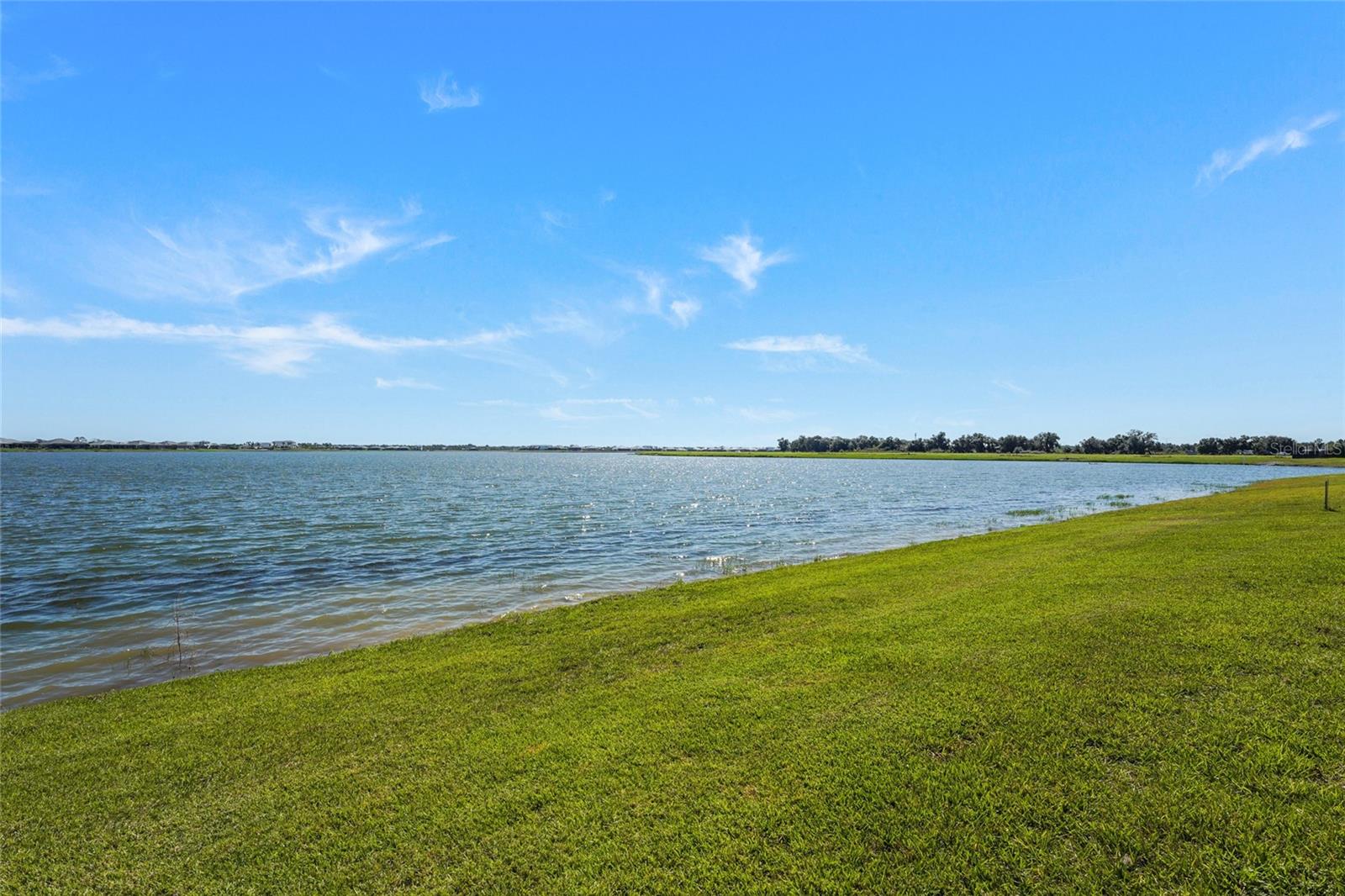 A4707083 Property Photo