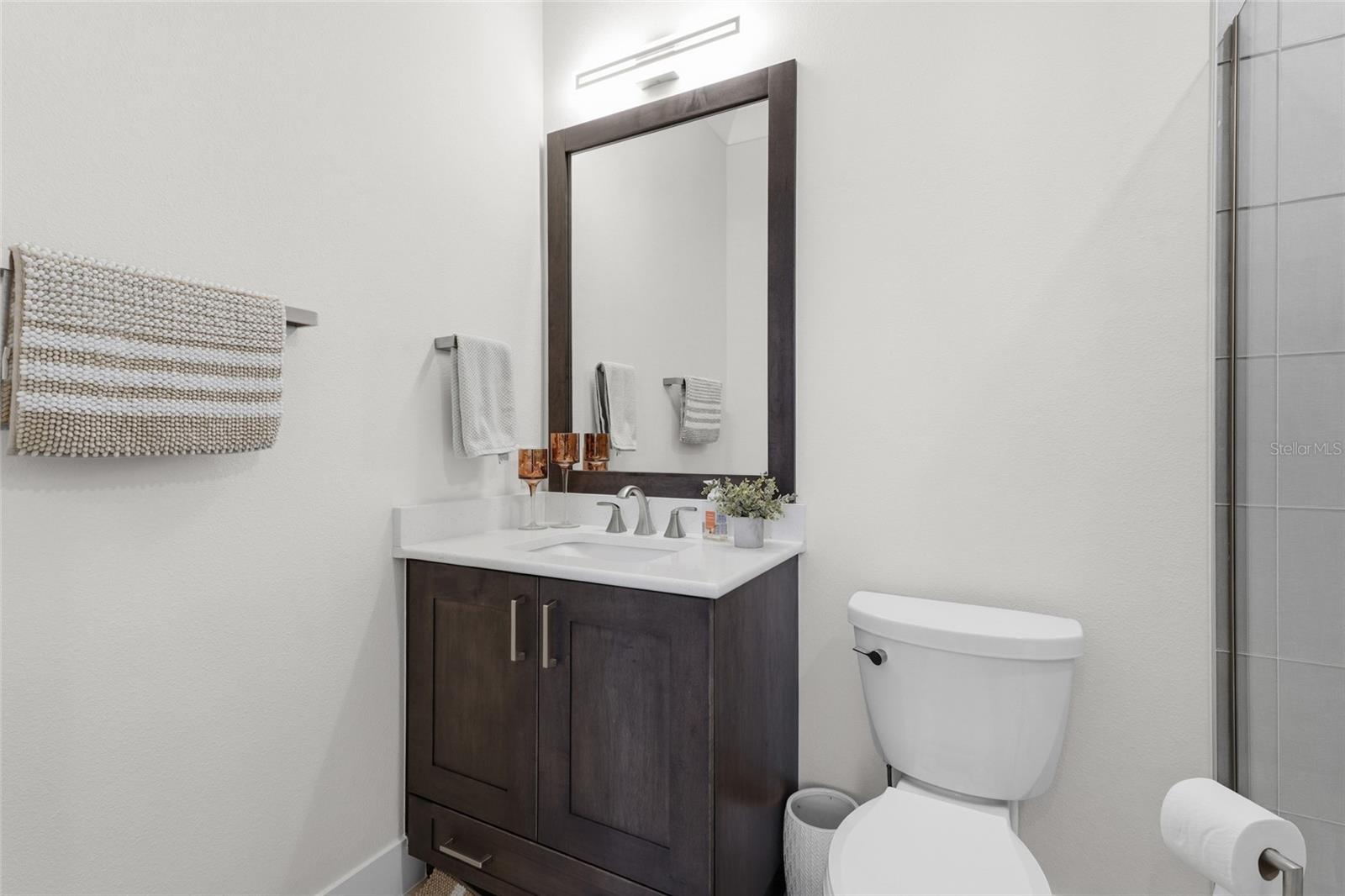 A4707083 Property Photo
