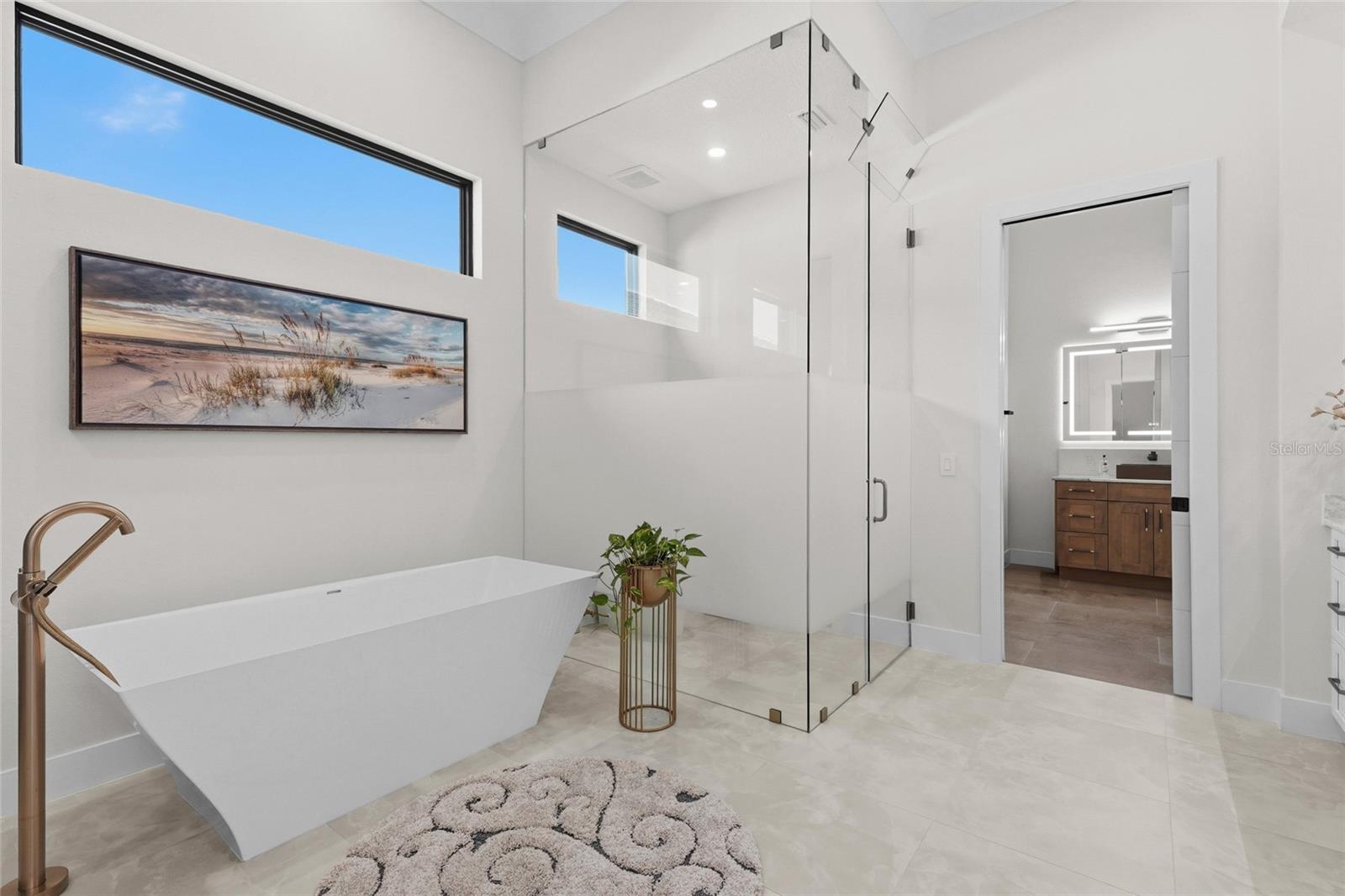 A4707083 Property Photo