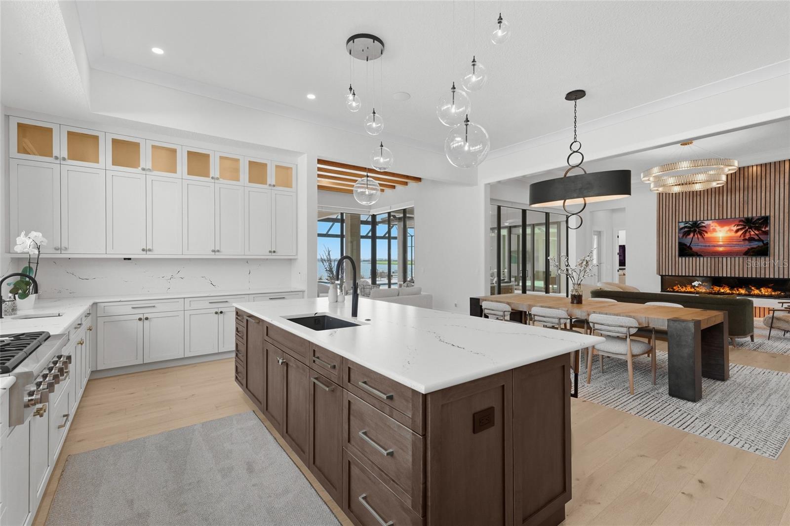 A4707083 Property Photo