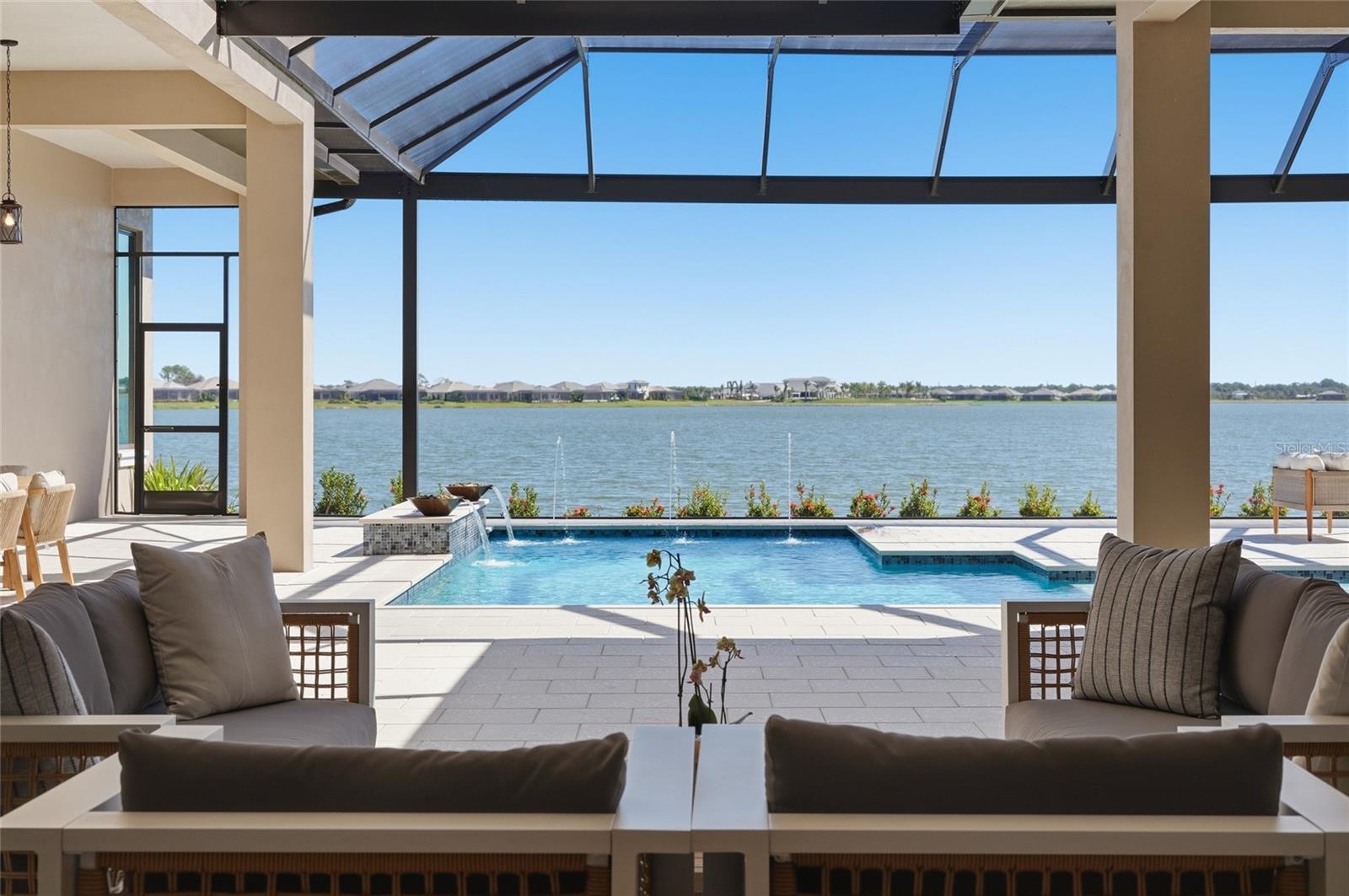 A4707083 Property Photo