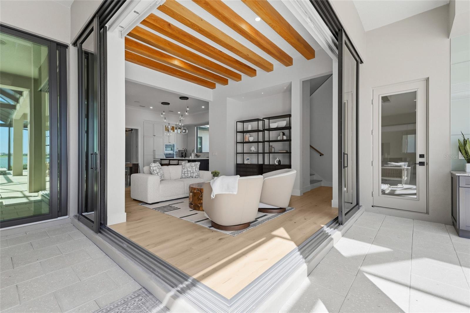 A4707083 Property Photo