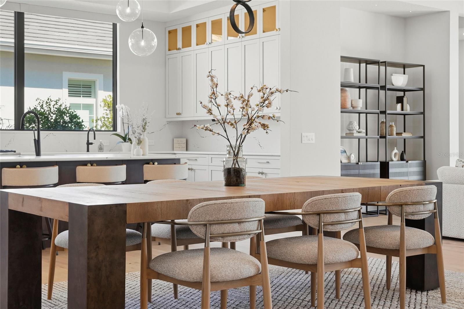 A4707083 Property Photo