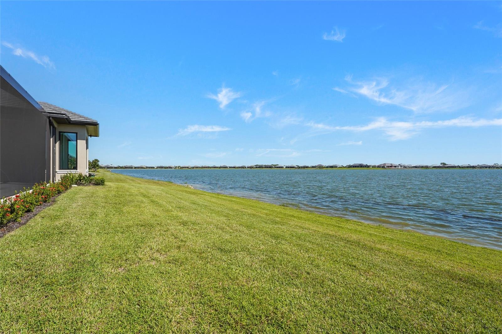 A4707083 Property Photo