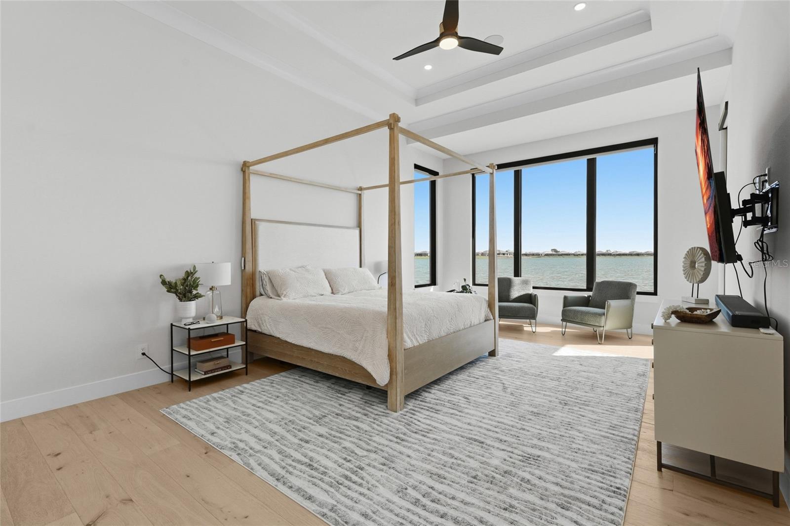 A4707083 Property Photo