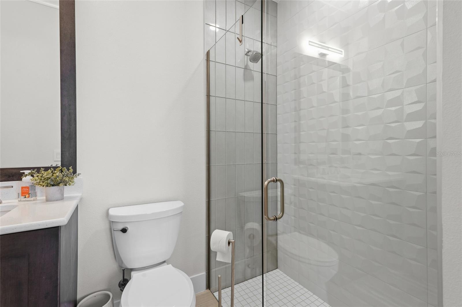 A4707083 Property Photo