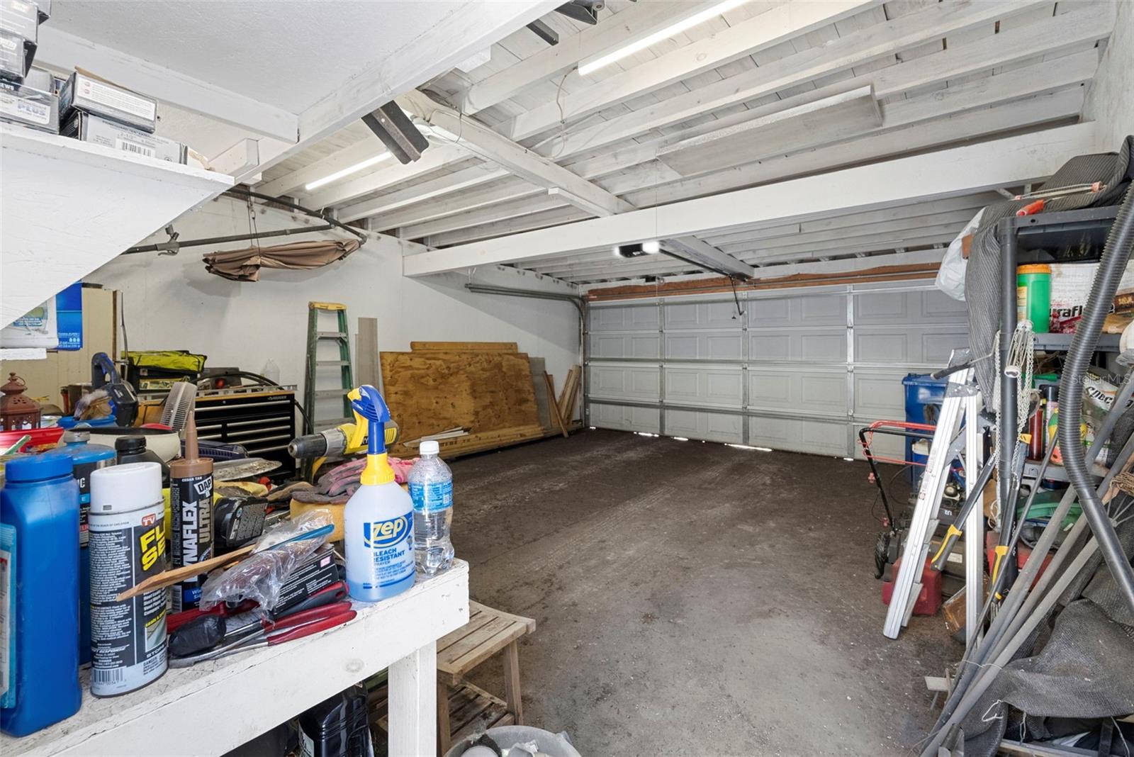 TB8551310 Property Photo
