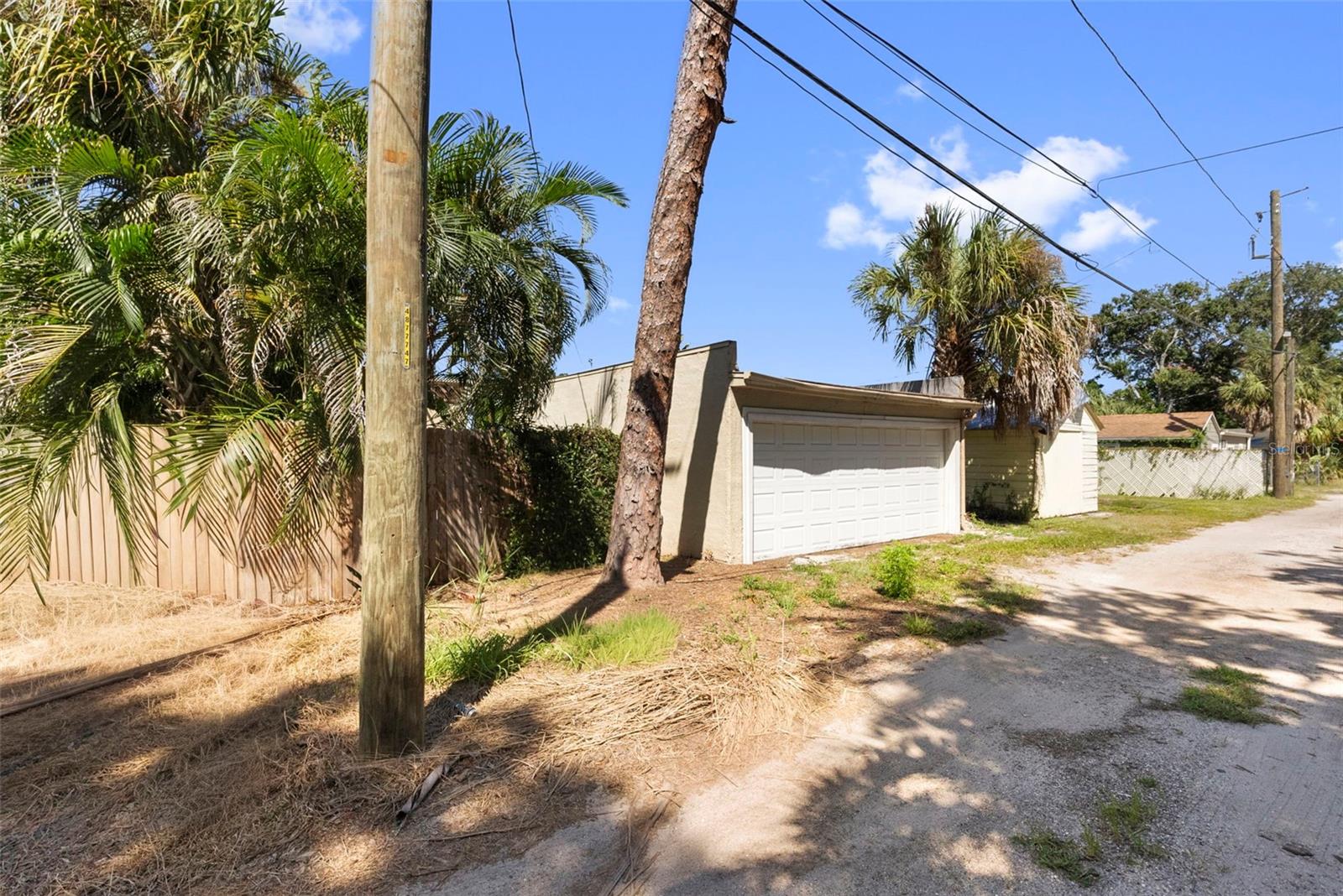 TB8551310 Property Photo