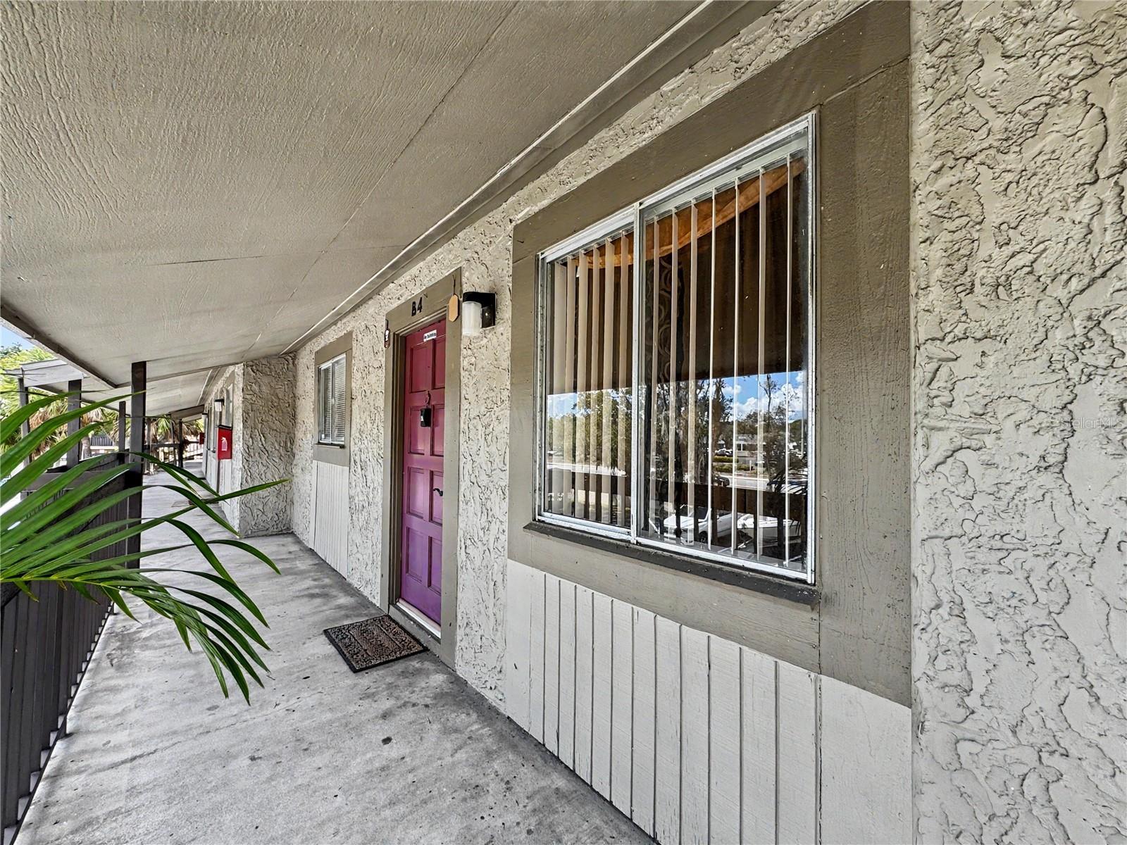 MLS# TB8551386 Property Photo