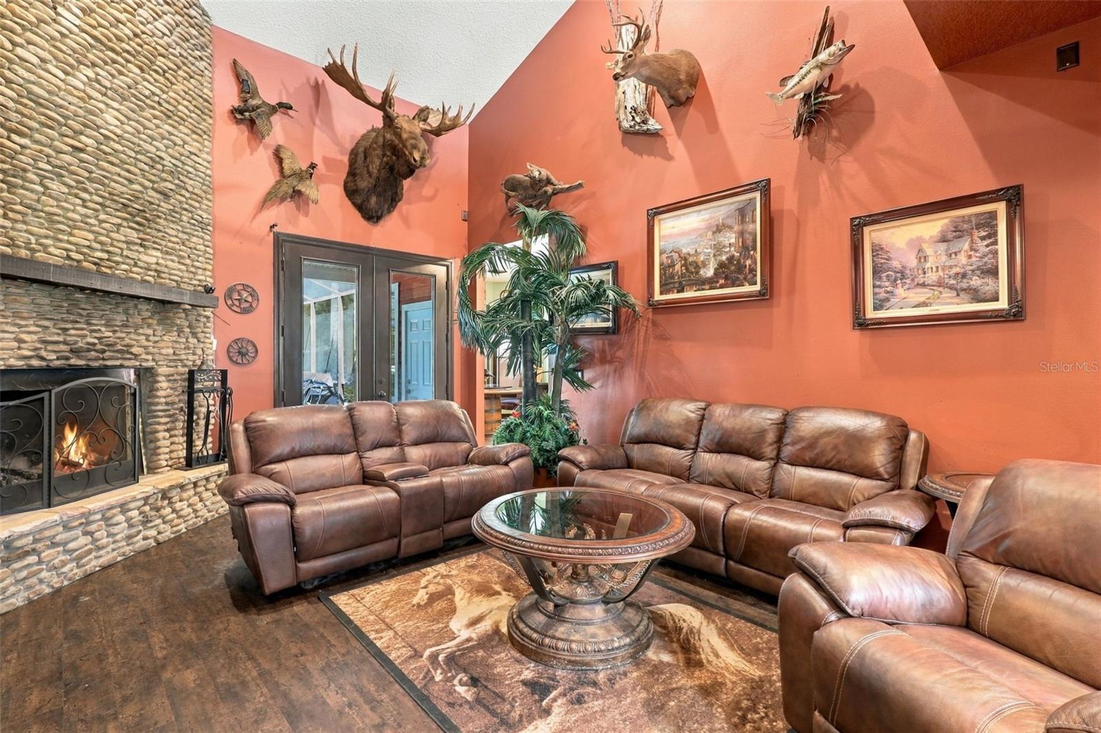 O6444606 Property Photo