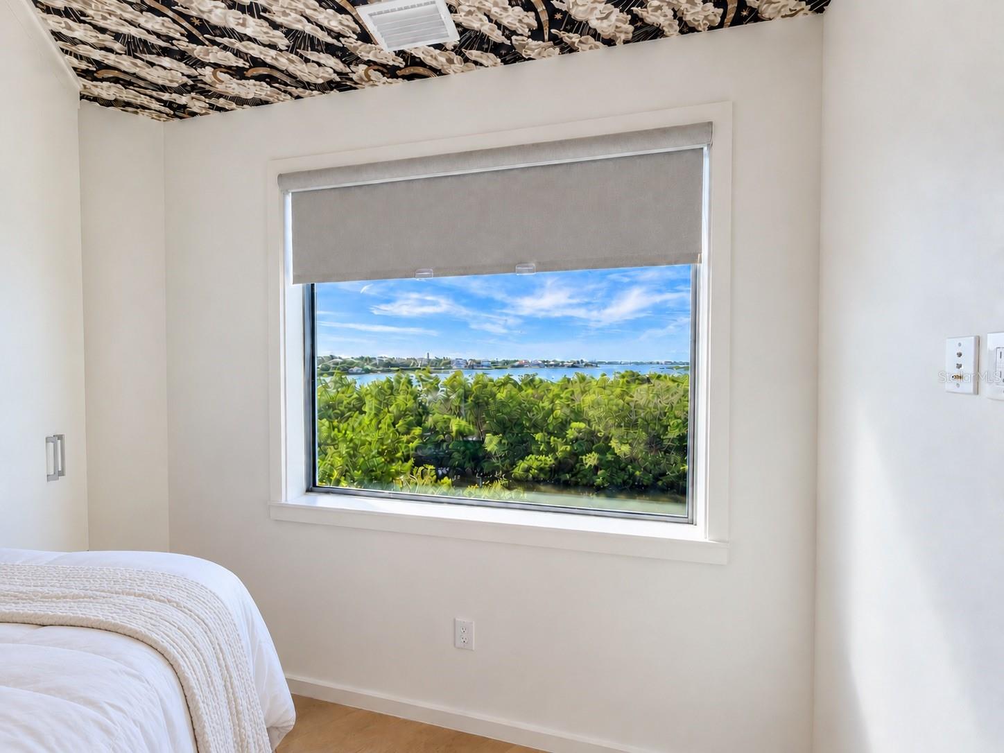 A4707354 Property Photo