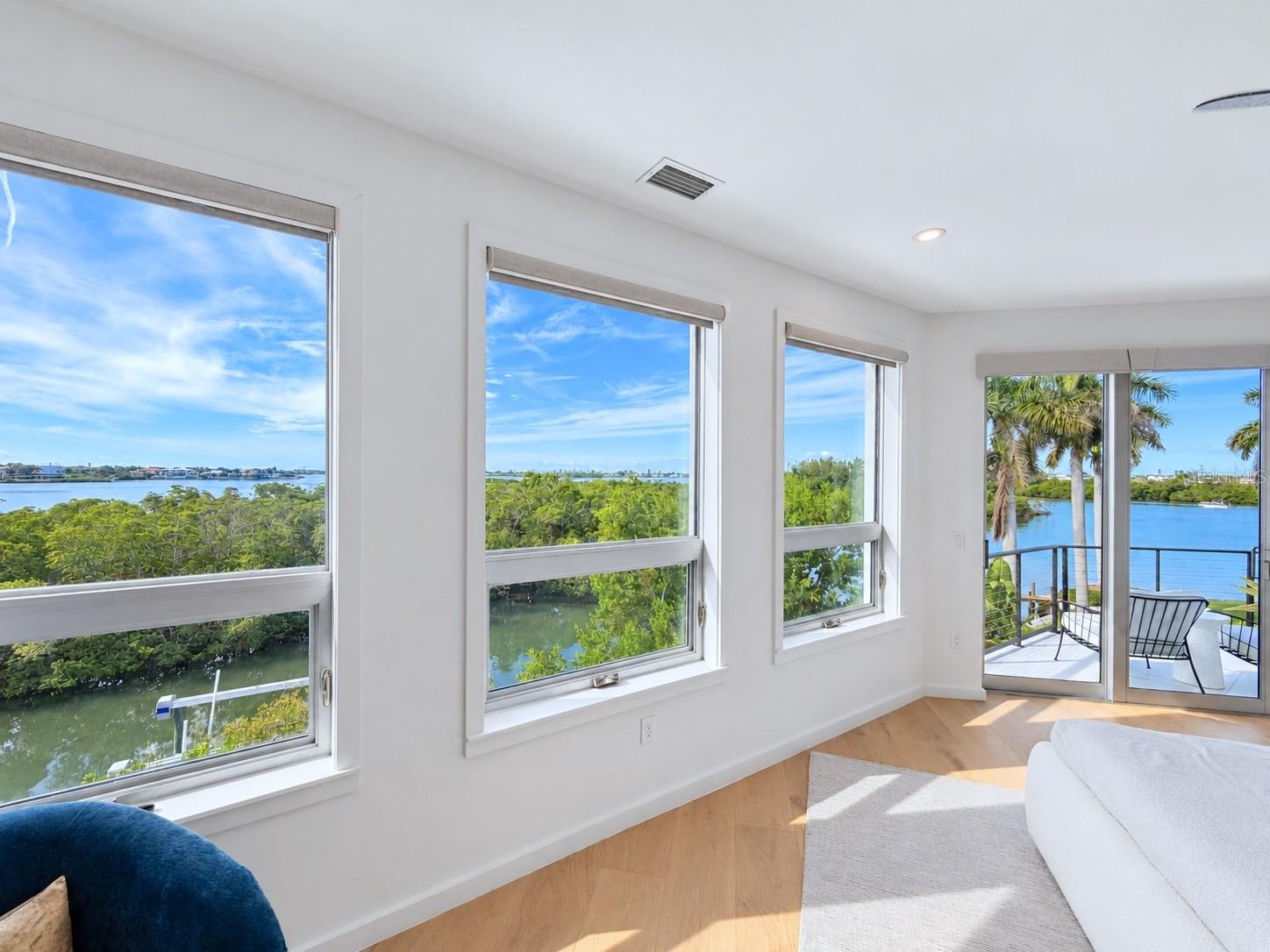 A4707354 Property Photo
