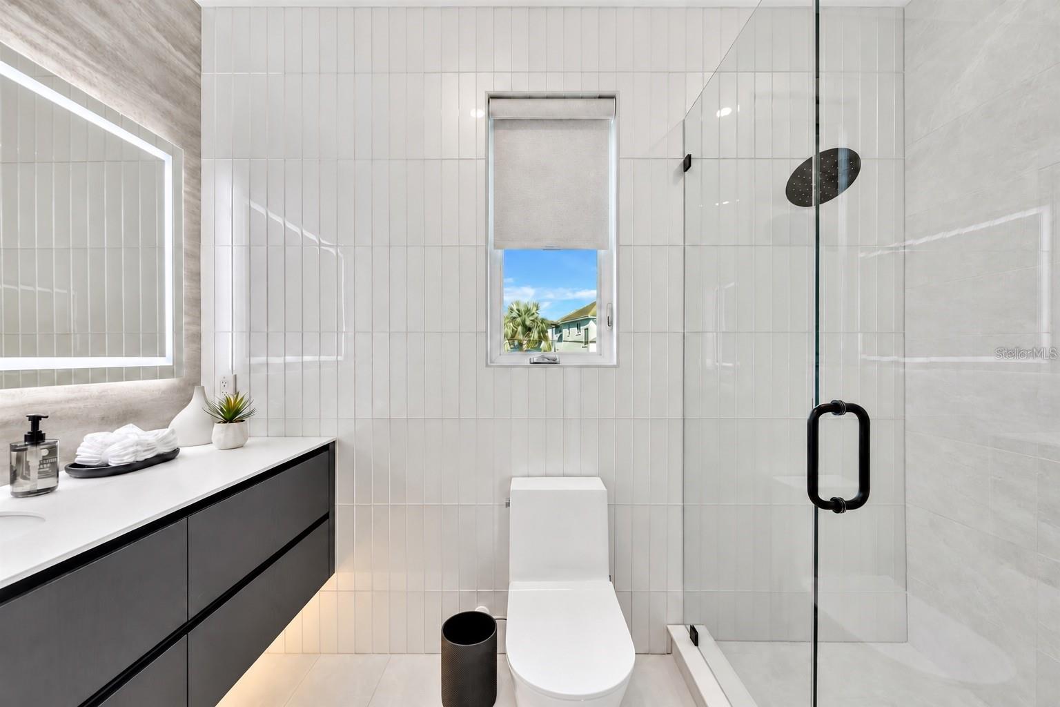 A4707354 Property Photo